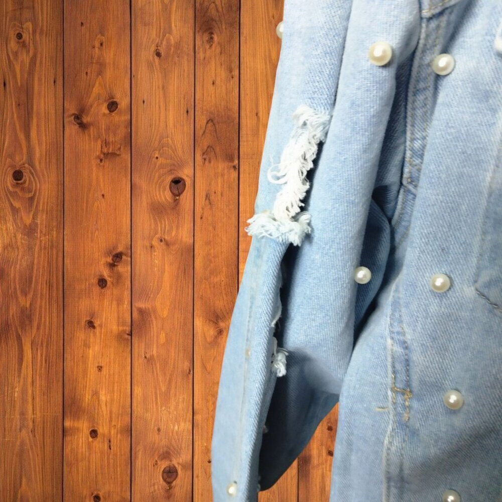 Fashion Nova Size 1X Distressed Beaded Blue Denim Jacket Grunge City Casual - Picture 6 of 8